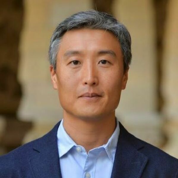 Yong Suk Lee